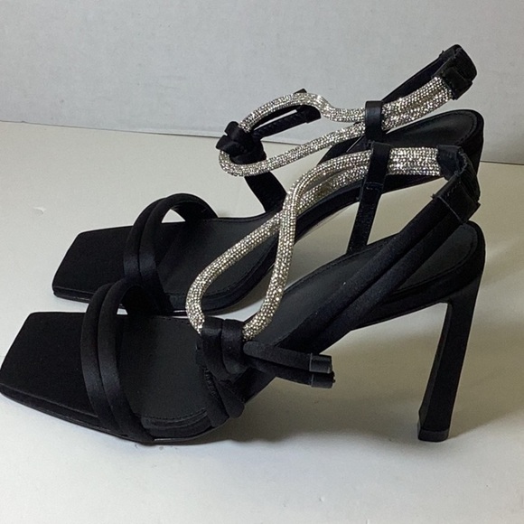 SIMKHAI
Women's Cassie Crystal Strappy Heel Sandal - Picture 7 of 10